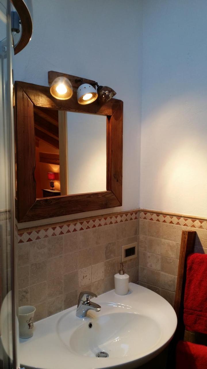 Apartamento Il Rifugio Della Volpe Introd Exterior foto