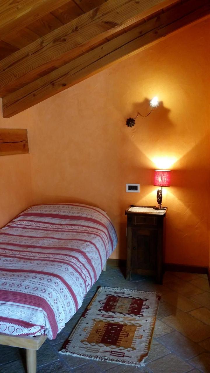 Apartamento Il Rifugio Della Volpe Introd Exterior foto